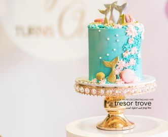 Gold Crystal cake stand