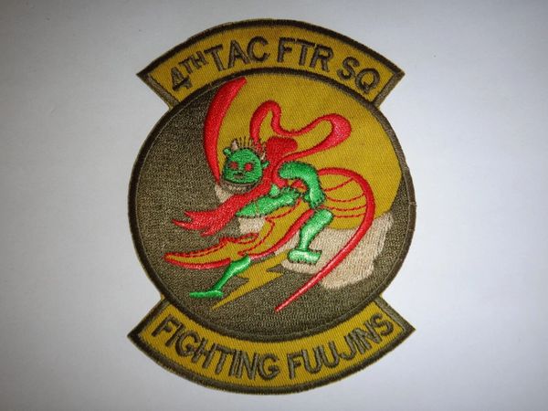 US Air Force 4th Tactical Fighter Squadron FIGHTING FUUJINS Vietnam War Patch.