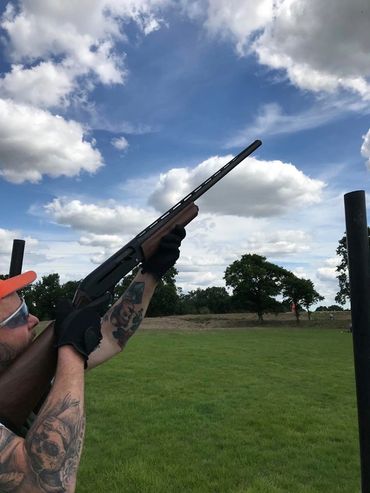 Clay Shooting Kent
Kent & Sussex Shooting School
Clay pigeon lessons