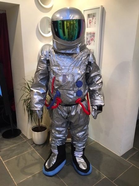 Spaceman back to the future costume to hire adult size M/L