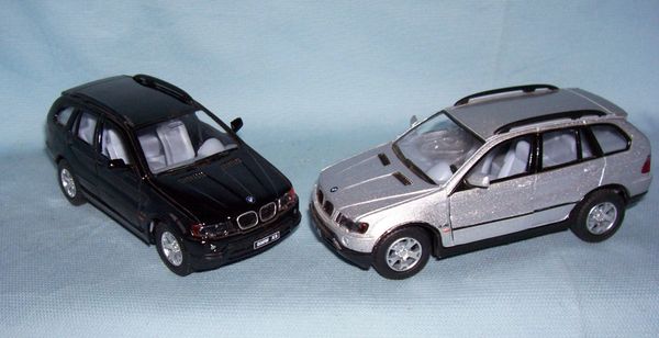 Toys Pair Die Cast Bmw X5 Cars Pull Back Action 1 36 Scale Gifts And Collectibles Galore Offering Unique Gift Ideas