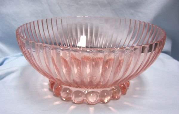 PINK DEPRESSION GLASS: Gorgeous Footed Glass Salad Bowl Pattern AHC37 Diame...