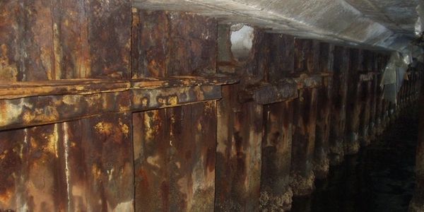 Sheet pile wall requires cathodic protection, corrosion protection of steel in water