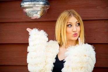 senior portraits, prom photos, teen headshots, modeling, model , senior photographer near me