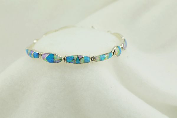 Sterling silver white, pink and blue opal inlay link 7.5" bracelet. B078