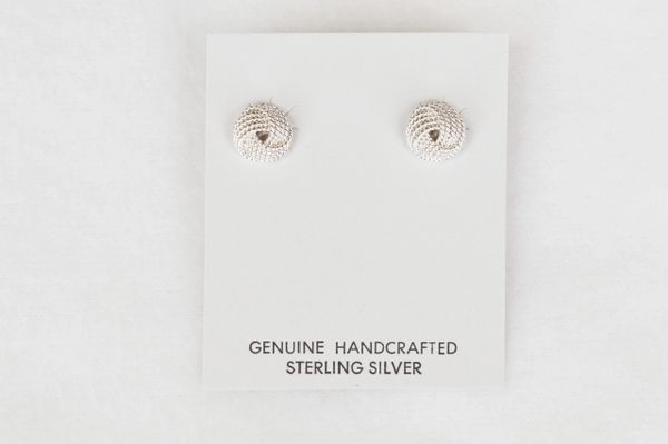Sterling silver fashion ball post earrings. (E032)