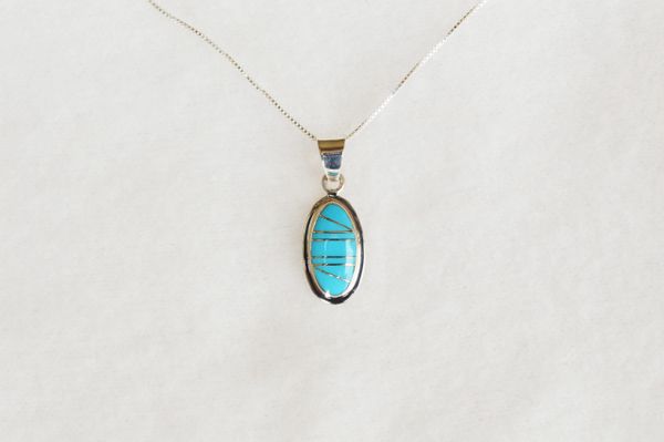 Sterling silver turquoise inlay oval pendant with sterling silver 18" box chain. N087.