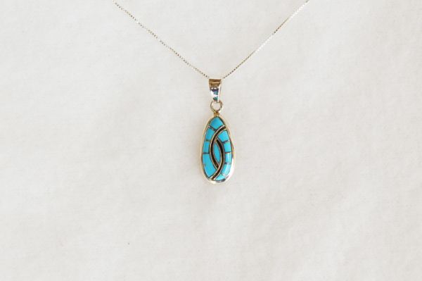 Sterling silver turquoise inlay eye pendant with sterling silver 18" box chain. N091.