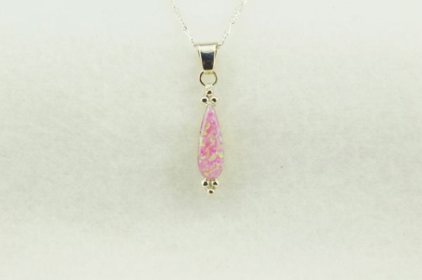 Sterling silver pink opal corn cob shaped pendant with sterling silver 18" figaro chain. N239