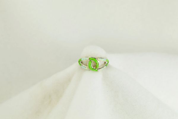 Sterling silver gaspeite and white opal inlay ring. R149