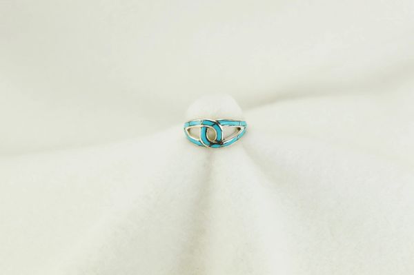 Sterling silver turquoise inlay ring. R181
