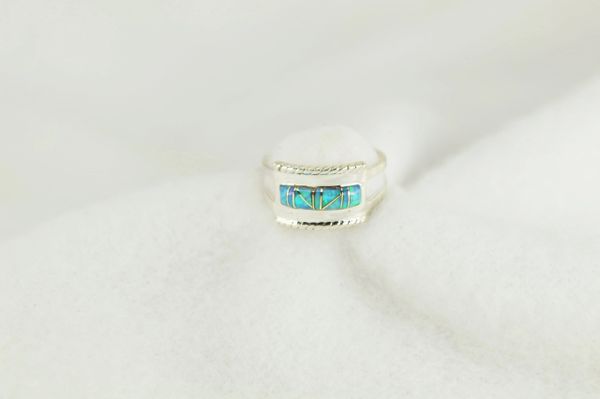 Sterling silver blue opal inlay ring. R234