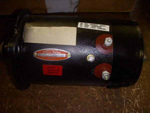 DELCO REMY OR SIMILAR BRAND 24V GENERATOR, 1105963 NOS