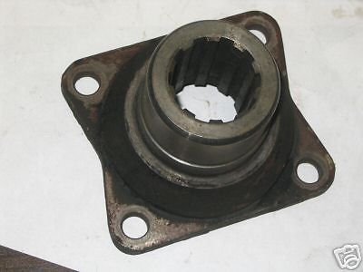 M35 TRANSFER OR DIFFERENTIAL CAMPANION FLANGE 8757674 NOS