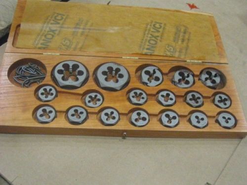 18 PC FOUR STAR THREAD REPAIR KIT NOS