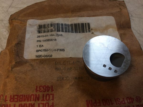 M1008 M1009 CYLINDER HEAD PRECOMBUSTION CHAMBER 14022518 NOS