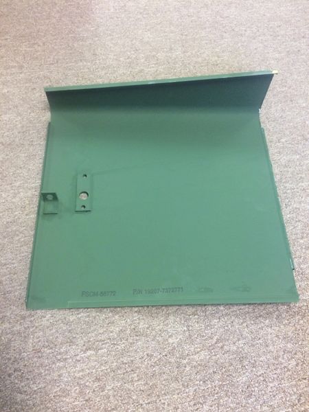 M35 2 1/2 TON SERIES TOOL BOX DOOR 7372771, 5340-00-737-2771 NOS