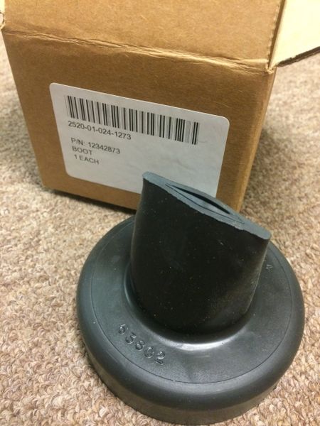 M998 A1 HUMMER AIR CLEANER BOOT 5582698 12342873 NOS