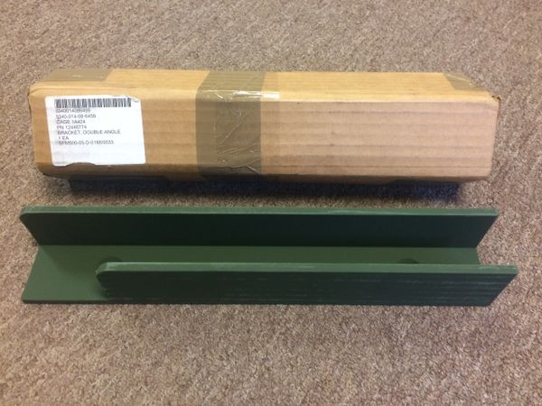 M998 CARGO BULKHEAD L.H BRACKET 12446774, 5340-01-408-6459 NOS