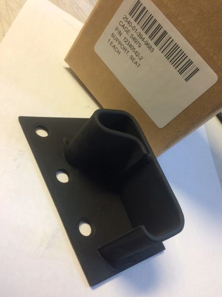 M998 TROOP SEAT R.H. SUPPORT BRACKET 12340542-2, 2540-01-394-9683 NOS