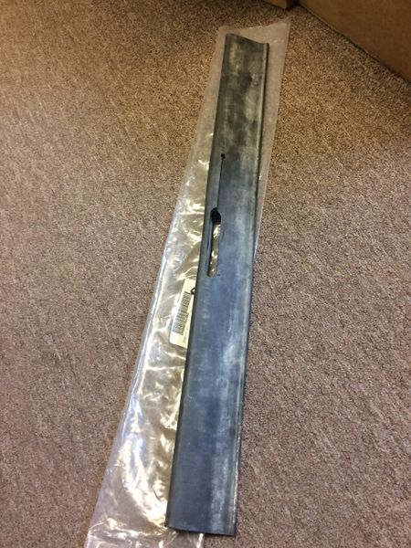 M35 R.H RADIATOR SHIELD 7521983, 2930-00-752-1983 NOS