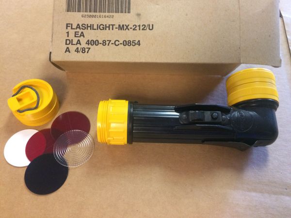 MILITARY ISSUED FLASHLIGHT MX-212/U NOS