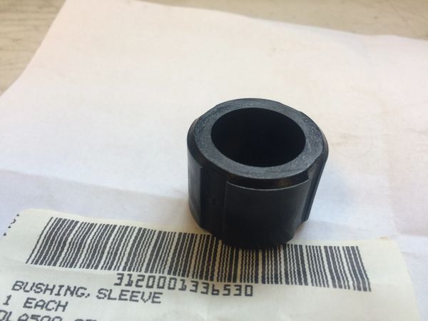 M151 BUSHING SLEEVE 11660424, 3120-00-133-6530 NOS