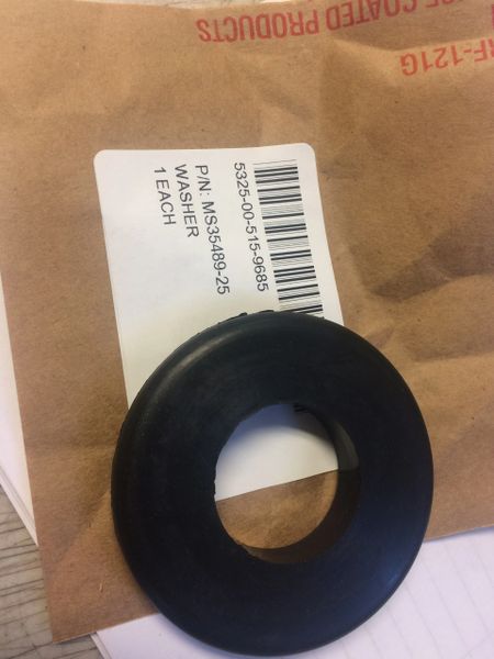 M998 GROMMET MS35489-25, 5325-00-515-9685 NOS