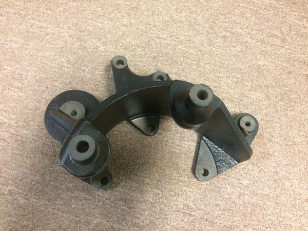 M998 TENSIONER MOUNTING BRACKET 12469498, 5340-01-488-6181 NOS