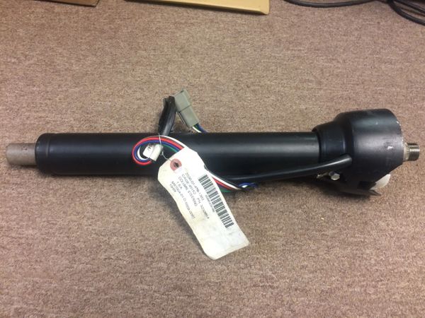 OSHKOSH STEERING COLUMN 3233514, 2530-01-479-1382 (CHECK DESCRIPTION)