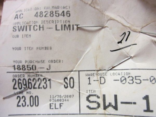 KALMAR LIMIT SWITCH 4828546 NOS