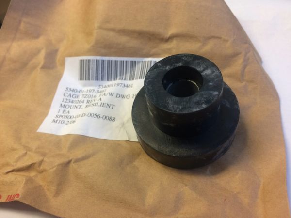 M998 RADIATOR RESILIENT MOUNT 12340264, 5340-01-197-3461 NOS