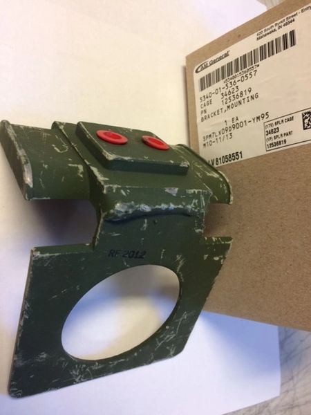 M1113 M1114 MOUNTING BRACKET 12536819, 5340-01-536-0557 NOS