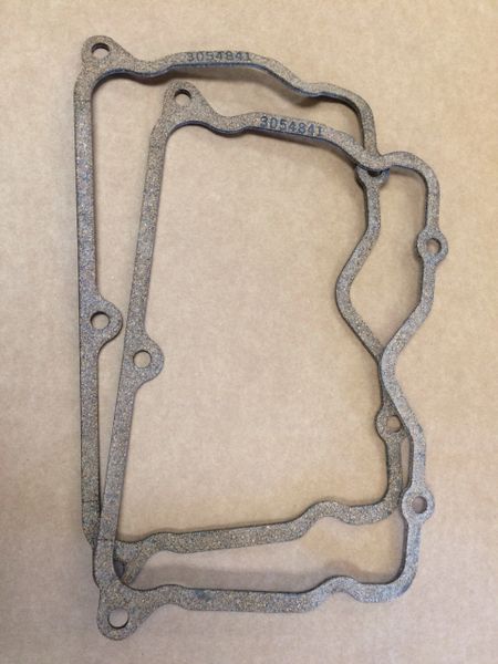 2 M809 CUMMINS GASKETS 3054841, 5330-01-285-4827 NOS