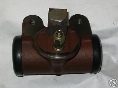 M35 WHEEL CYLINDER 7411010, 7348976, 2530-00-274-4511 NOS