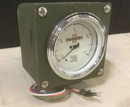 HEMTT PRESSURE INDICATOR 2248830, 6685-01-476-1165 NOS