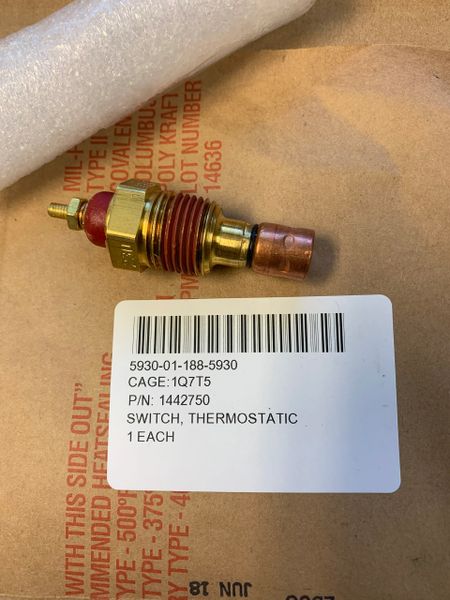 HEMTT THERMOSTATIC SWITCH 1442750, 5930-01-188-6649 NOS