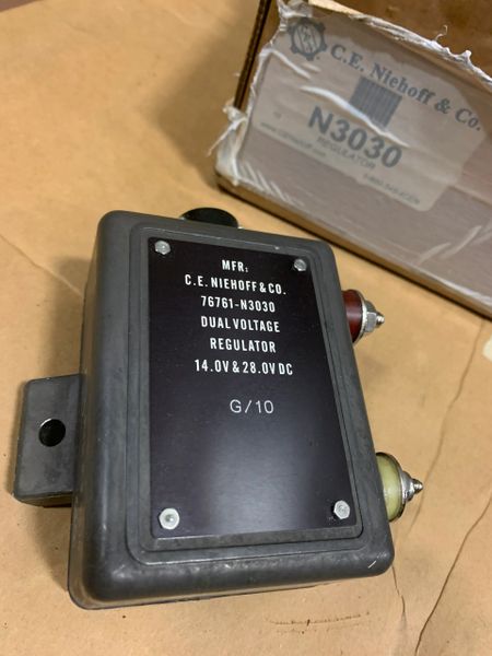 2.5 TON DUAL VOLTAGE REGULATOR N3030, 6110-01-420-1229 NOS