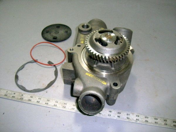 DETROIT WATER PUMP 23506602, 2930-01-354-9202 NOS