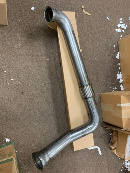 Detroit Diesel CONNECTOR PIPE 2990012057879, 23520593 NOS