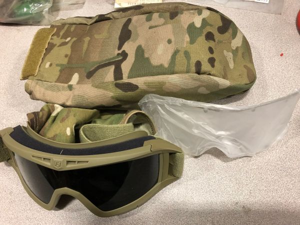 REVISION MILITARY GOGGLES WITH SOFT CASE NOS
