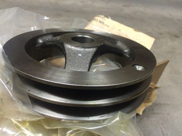 DETROIT DIESEL OR SIMILAR BRAND PULLEY AIR COMP DRIVE 53/71/91 SERIES 5177236, 3020-01-531-7289 NOS