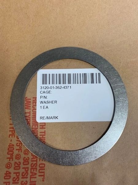 NAVISTAR THRUST WASHER 3710762C1, 3120-01-362-4371 NOS