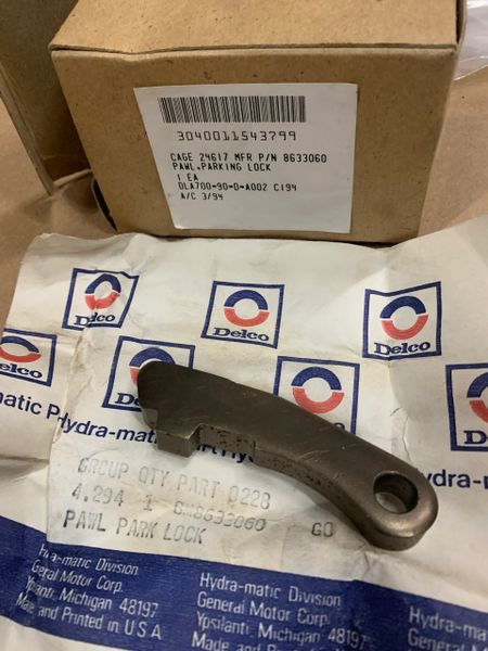 AC DELCO PARKING LOCK PAWL 8633060, 3040-01-154-3799 NOS