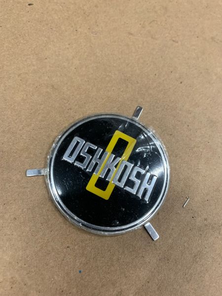 OSHKOSH ALUMINUM CLIP DECAL 2"