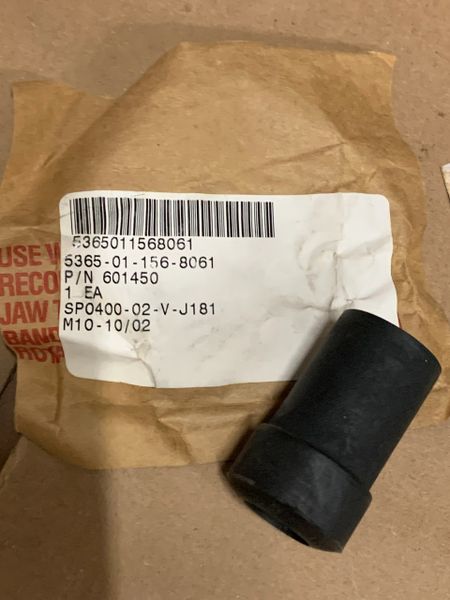 CUCV BUSHING 601450, 363913, 5365-01-156-8061 NOS