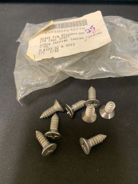 25 CARGO 5 TON TAPPNG SCREWS MS51862-56C, 5305-00-269-0770 NOS