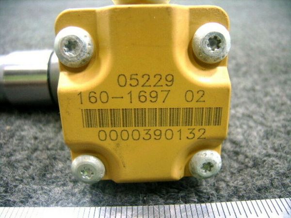 CAT FUEL NOZZLE 160-1697, 2910-01-444-9795 NOS | Military