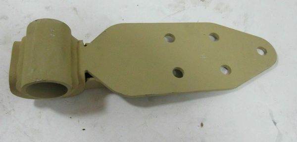 MRAP HOOD HINGE BRACKET MRP12413, 2590-01-556-7185 NOS