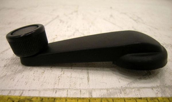 FMTV WINDOW HANDLE 12418392, 2540-01-376-4001 NOS